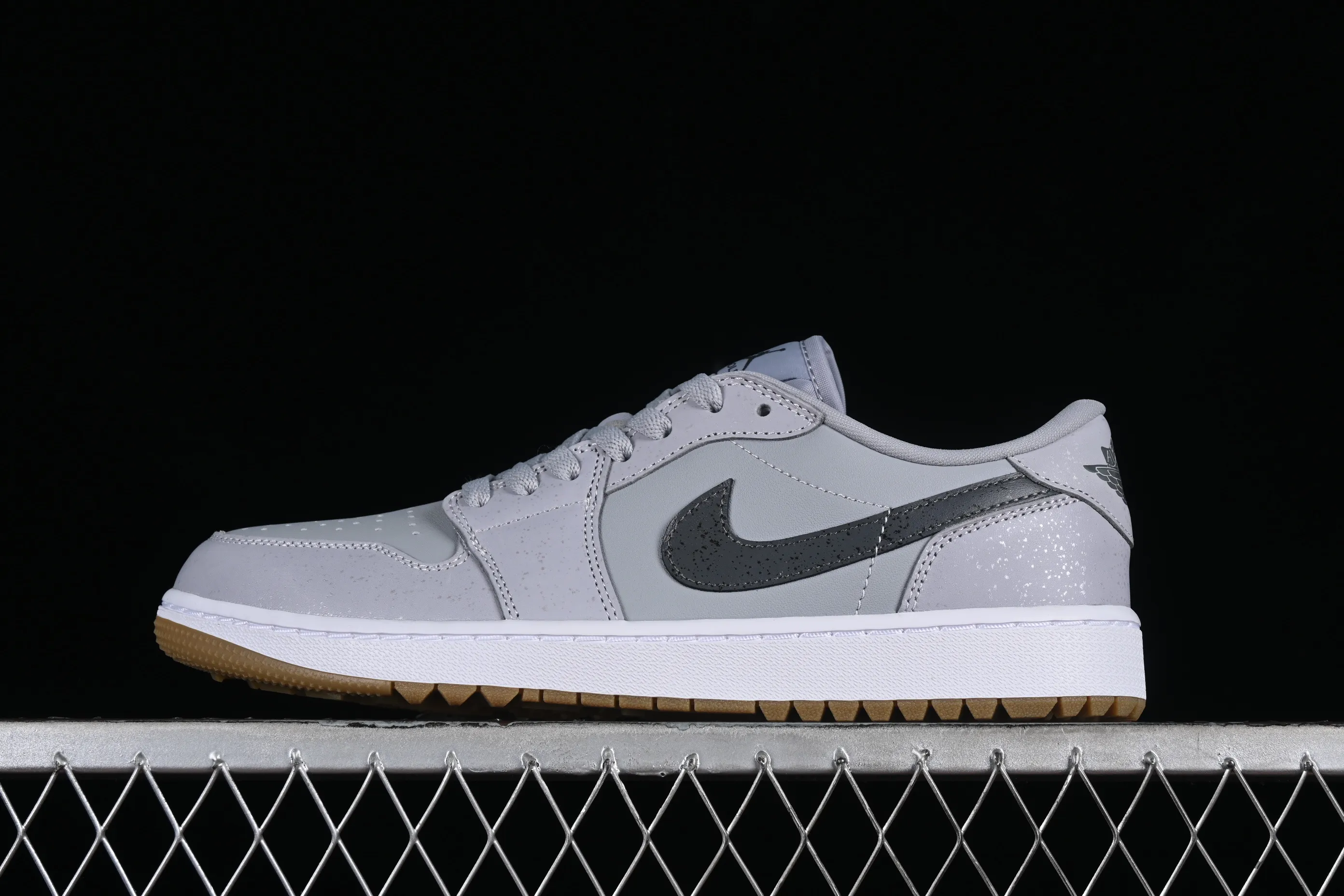 All categories Air Jordan Jordan series basketball shoes Air Jordan 1 Low G version pure original Air Jordan 1 Low Golf AJ1 Joe 1 new golf version raw rubber gray DD9315-006
